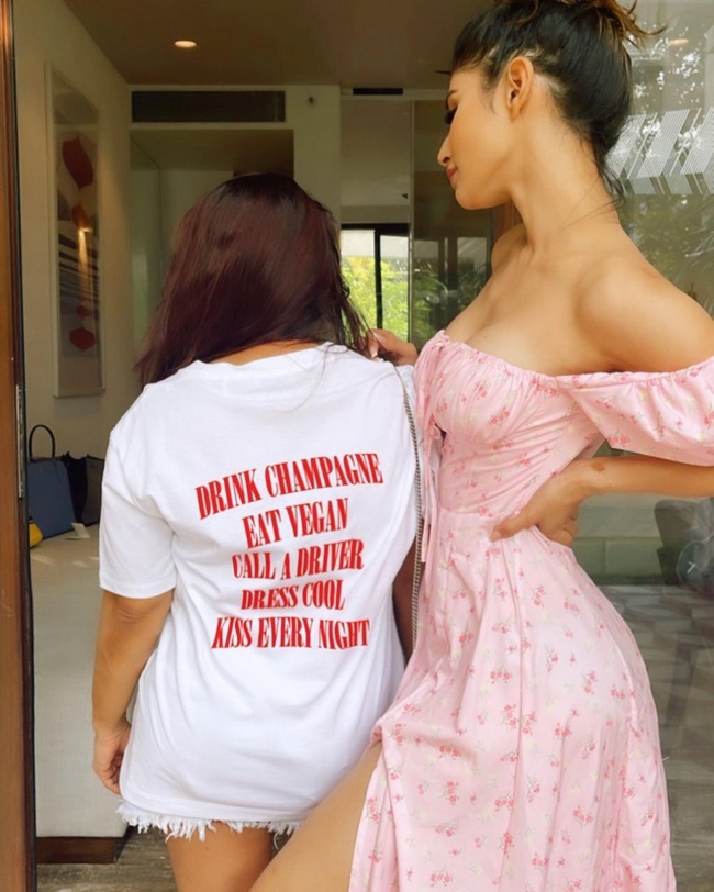 Mouni Roy Latest Instagram Stills